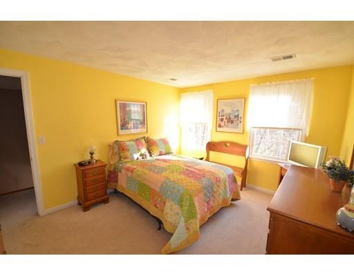 9 Jackson Cir, Franklin, MA 02038 photo 14