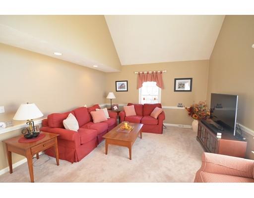 9 Jackson Cir, Franklin, MA 02038 photo 6