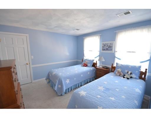 9 Jackson Cir, Franklin, MA 02038 photo 12