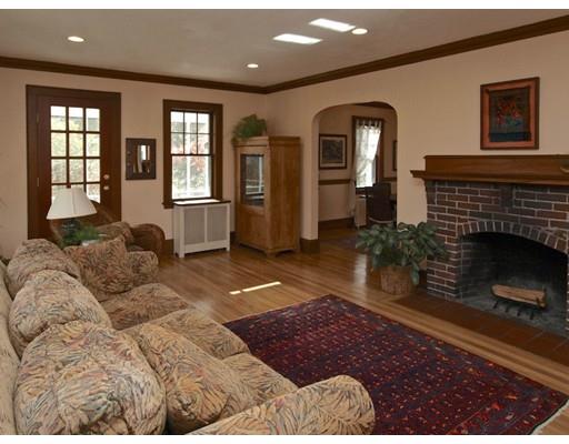 32 Oakhurst Cir, Needham, MA 02492 photo 2