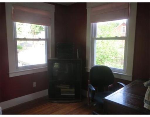 21 Daviston St, Springfield, MA 01108 photo 12