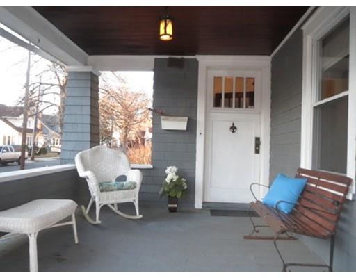 21 Daviston St, Springfield, MA 01108 photo 2