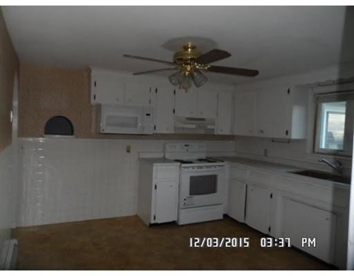 89 Park Ave, Webster, MA 01570 photo 3