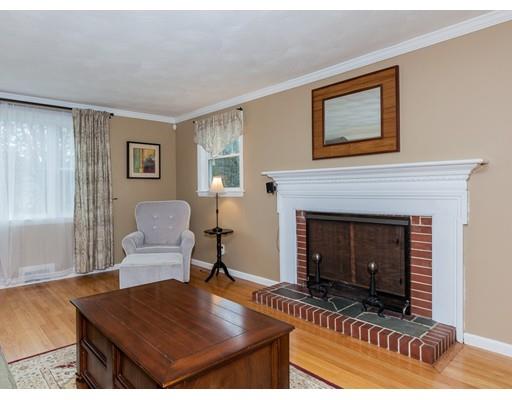 55 Glenvale St, Springfield, MA 01119 photo 8