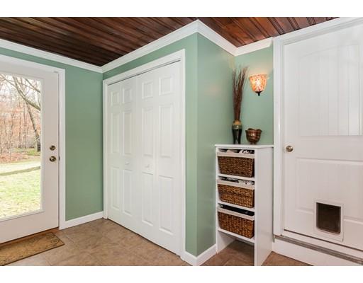 55 Glenvale St, Springfield, MA 01119 photo 7