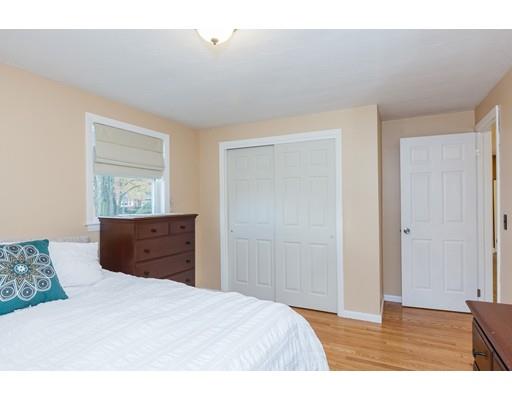 55 Glenvale St, Springfield, MA 01119 photo 17