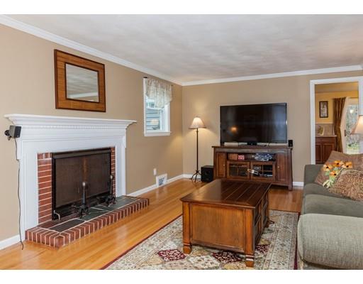 55 Glenvale St, Springfield, MA 01119 photo 2