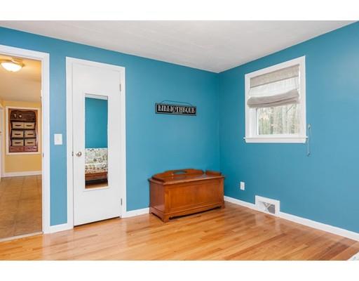 55 Glenvale St, Springfield, MA 01119 photo 21