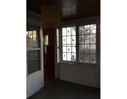 57 Dorset St, Springfield, MA 01108 photo 9