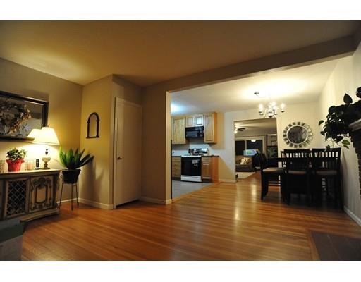 436 Mower St, Worcester, MA 01602 photo 2
