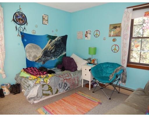 189 Silvin Rd, Chicopee, MA 01013 photo 11