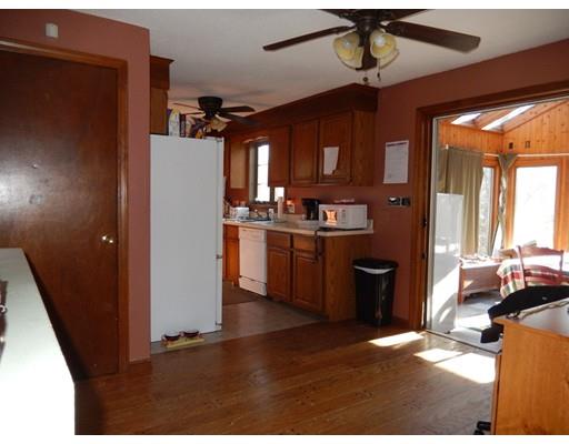 189 Silvin Rd, Chicopee, MA 01013 photo 3