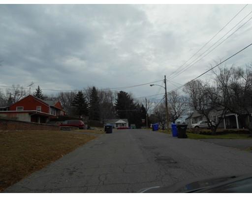 16 Kay St, Springfield, MA 01109 photo 2