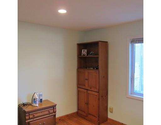 28 Harrington Rd, Chicopee, MA 01020 photo 12