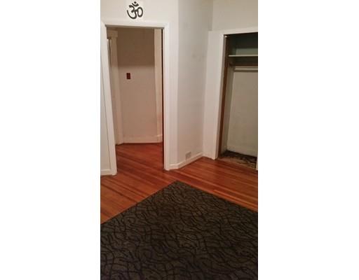 70 Mansfield St, Springfield, MA 01108 photo 16