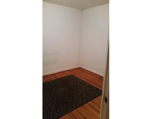 70 Mansfield St, Springfield, MA 01108 photo 14