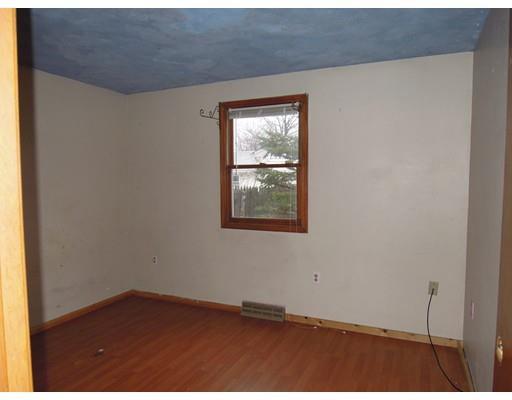 177 Starling Rd, Springfield, MA 01119 photo 9