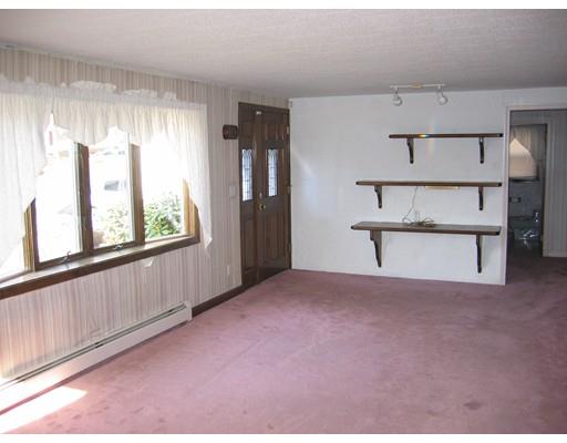 109 Pine View Ave, Worcester, MA 01603 photo 6