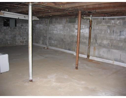 109 Pine View Ave, Worcester, MA 01603 photo 18