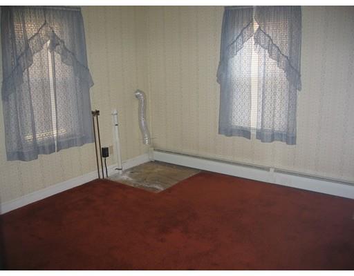 109 Pine View Ave, Worcester, MA 01603 photo 9