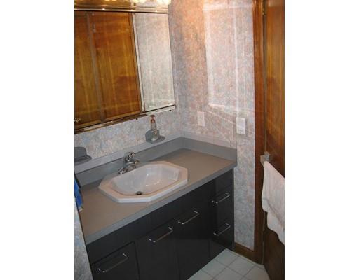 109 Pine View Ave, Worcester, MA 01603 photo 14