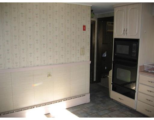 109 Pine View Ave, Worcester, MA 01603 photo 7