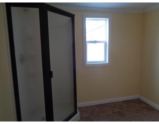 22 Ray St, Webster, MA 01570 photo 15