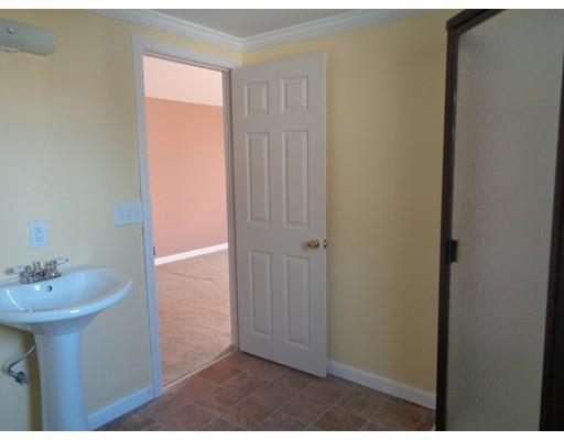 22 Ray St, Webster, MA 01570 photo 13