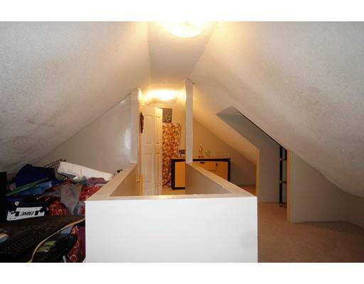 99 Blunt Rd, Springfield, MA 01109 photo 18