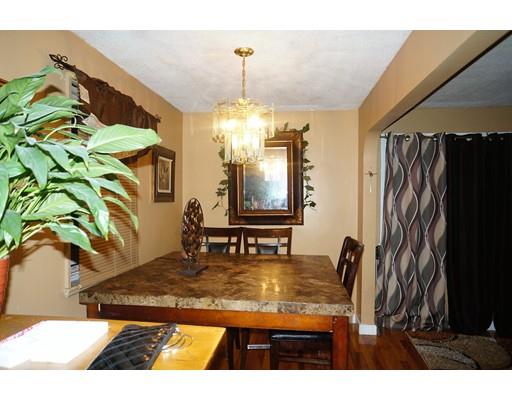 99 Blunt Rd, Springfield, MA 01109 photo 8