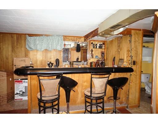 99 Blunt Rd, Springfield, MA 01109 photo 16