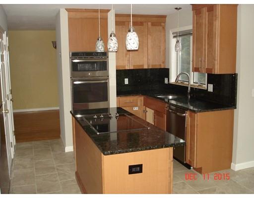 78 Hammersmith Dr, Saugus, MA 01906 photo 3