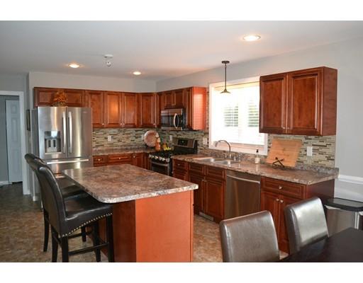 129 Acrebrook Rd, Springfield, MA 01129 photo 3