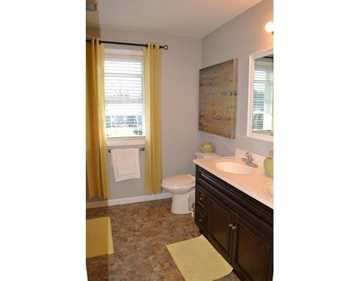 129 Acrebrook Rd, Springfield, MA 01129 photo 15