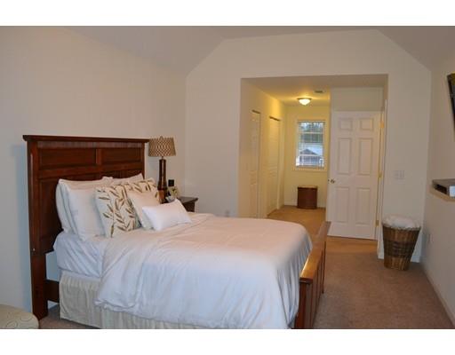 129 Acrebrook Rd, Springfield, MA 01129 photo 12