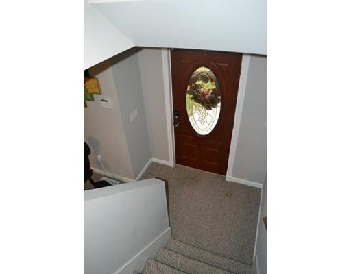 129 Acrebrook Rd, Springfield, MA 01129 photo 8