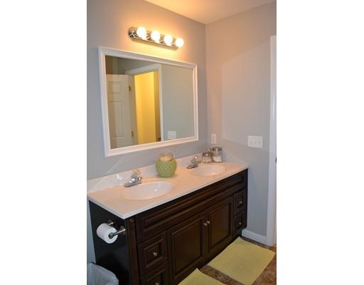 129 Acrebrook Rd, Springfield, MA 01129 photo 16