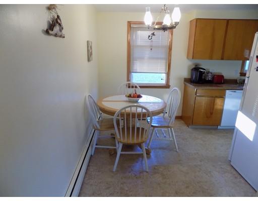 56 Acrebrook Dr, Chicopee, MA 01020 photo 5