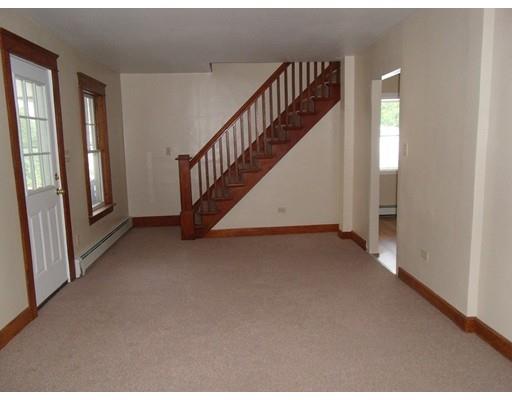 132 Monadnock St, Gardner, MA 01440 photo 4