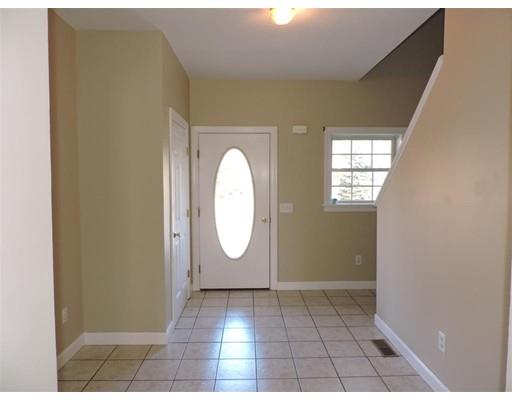 33 Hall Rd, Webster, MA 01570 photo 8