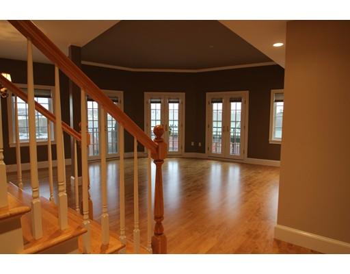 196 Main St #2, Gloucester, MA 01930 photo 2
