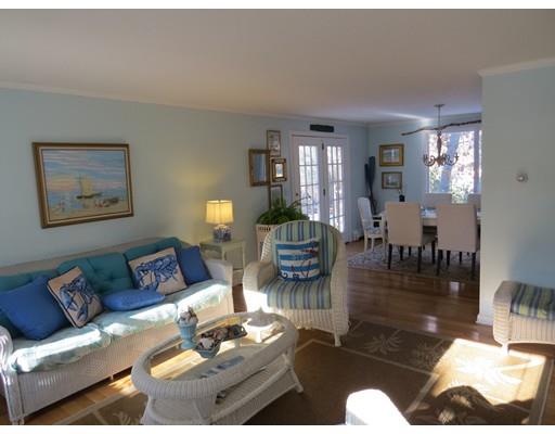 33 Russell Rd, Mashpee, MA 02649 photo 4