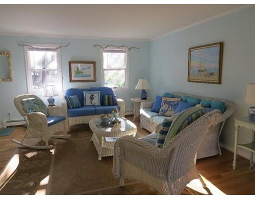 33 Russell Rd, Mashpee, MA 02649 photo 5