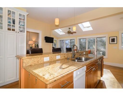 218 May St, Needham, MA 02492 photo 10