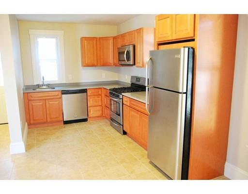 18 Loring St, Worcester, MA 01606 photo 6