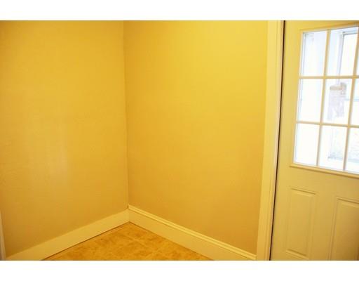 18 Loring St, Worcester, MA 01606 photo 7