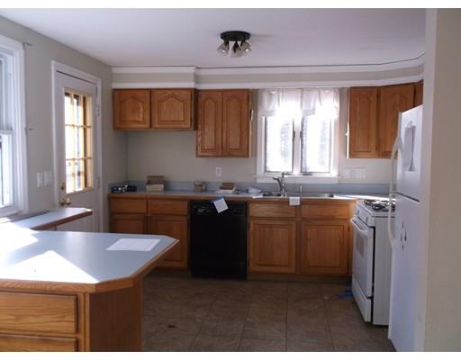 5 Willow Dr, Townsend, MA 01469 photo 5