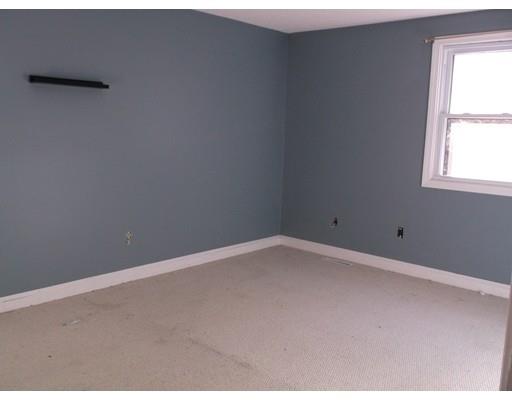 5 Willow Dr, Townsend, MA 01469 photo 7