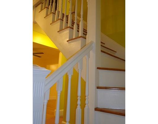 21 Myrtle St, Beverly, MA 01915 photo 4