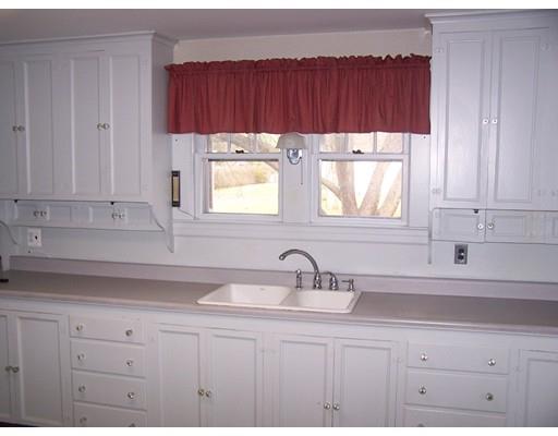 400 Twichell St, Athol, MA 01331 photo 3
